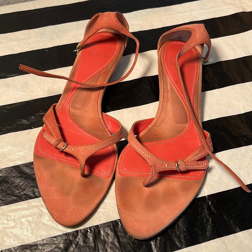 Bally Pink Suede Sandal with cute kitten heel. Size 8-1/2